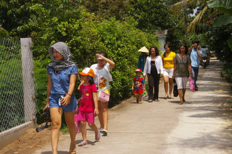 Hình ảnh chuyến đi về nhà văn hóa Bác BeDen, Cay Lay , Tiền Giang