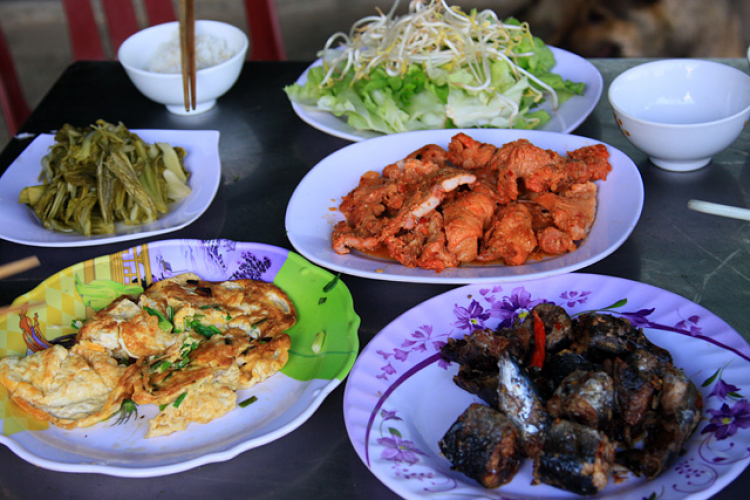 Ký sự phượt: Khi đã máu đừng hỏi bố cháu là ai. Ký sự phượt: Khi đã máu đừng hỏi bố cháu là ai.