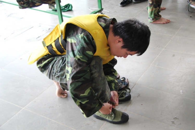 sáng Chủ Nhật 8/7 anh em KIAfc đi bắn Súng sơn Q9 xong đi ăn tôm sông luôn nhé mấy bác sáng Chủ Nhật 8/7 anh em KIAfc đi bắn Súng sơn Q9 xong đi ăn tôm sông luôn nhé mấy bác