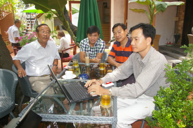 Hình ảnh tường thuật trực tiếp buổi Khai trương Cafe GOM_F1racer Hình ảnh tường thuật trực tiếp buổi Khai trương Cafe GOM_F1racer