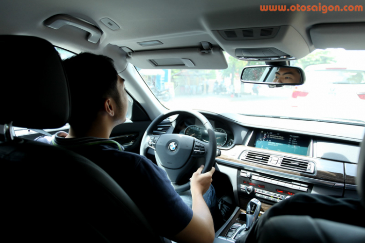Đoàn BMW khởi hành xuyên Việt tới triển lãm BMW World 2014 Đoàn BMW khởi hành xuyên Việt tới triển lãm BMW World 2014
