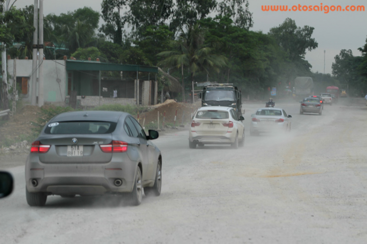 Đoàn BMW khởi hành xuyên Việt tới triển lãm BMW World 2014