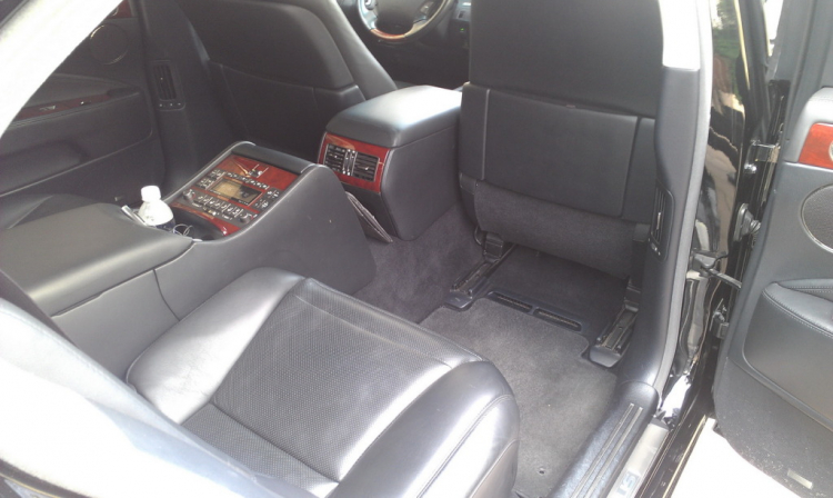 Khám phá thử tính năng chiếc Lexus LS600hL của 1 đại gia BĐS Hà Thành Khám phá thử tính năng chiếc Lexus LS600hL của 1 đại gia BĐS Hà Thành