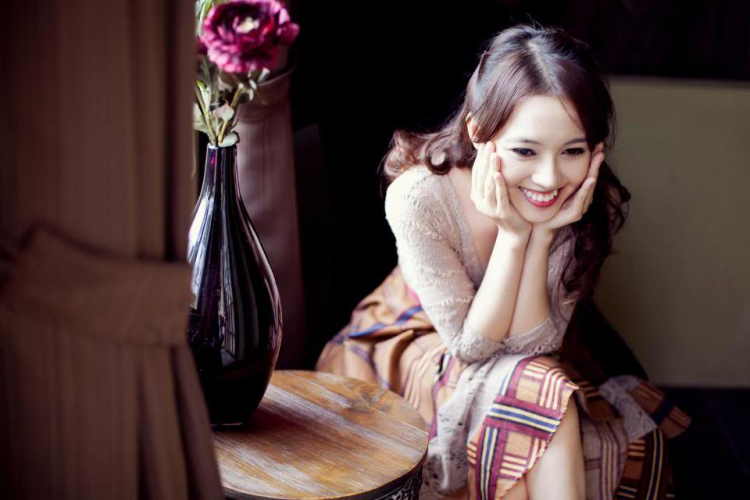 MẪU TEEN EM MỚI LỤM ĐƯỢC,XINH NHƯ 1 BÚP HOA.