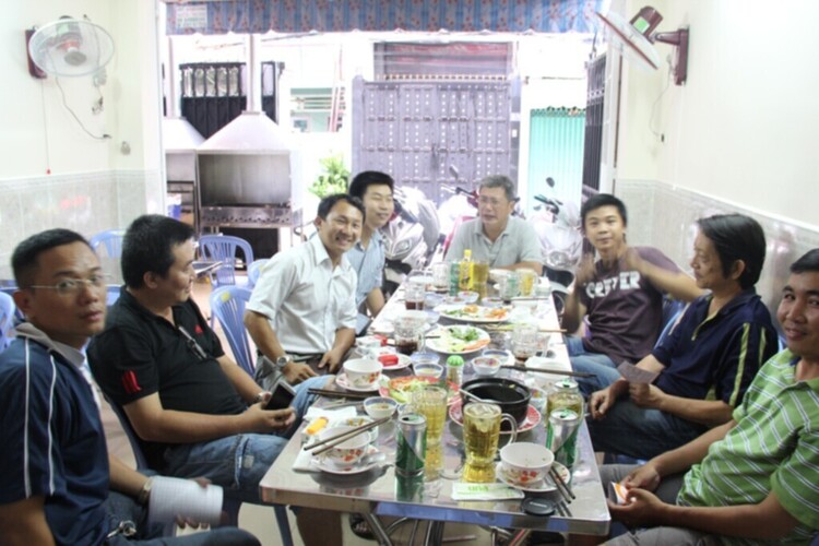 S.O.S - Cafe, off chai nhanh gọn không hẹn trước