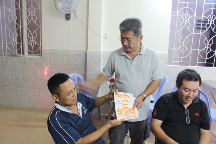 S.O.S - Cafe, off chai nhanh gọn không hẹn trước