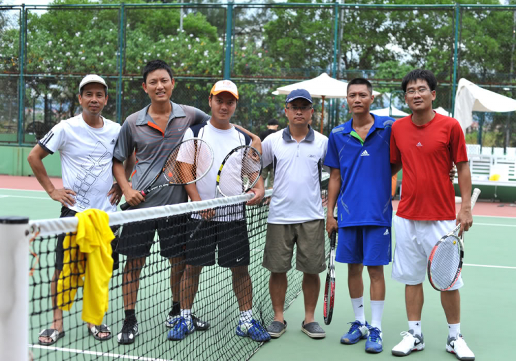 Giải tennis OFF ba miền Sun Spa Quảng Bình 2012