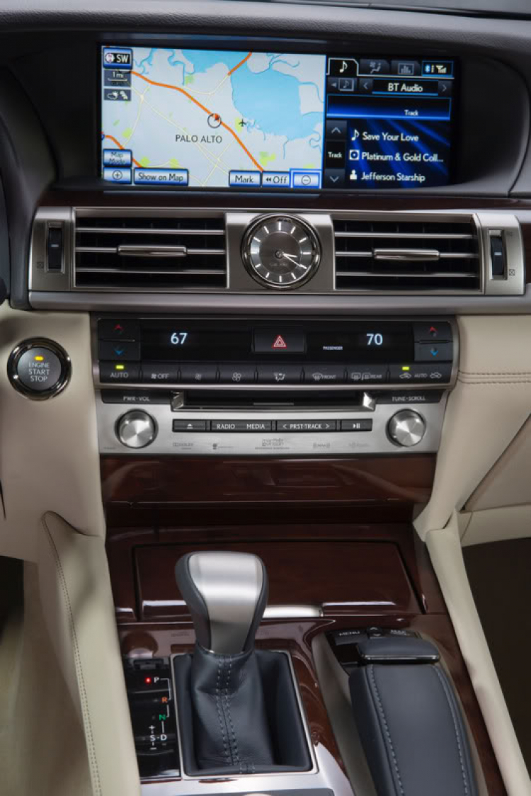 Lexus LS430, LS460/L, LS600h/L - Im Lặng Là Vàng Lexus LS430, LS460/L, LS600h/L - Im Lặng Là Vàng
