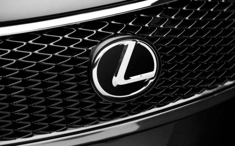 Lexus LS430, LS460/L,  LS600h/L - Im Lặng Là Vàng