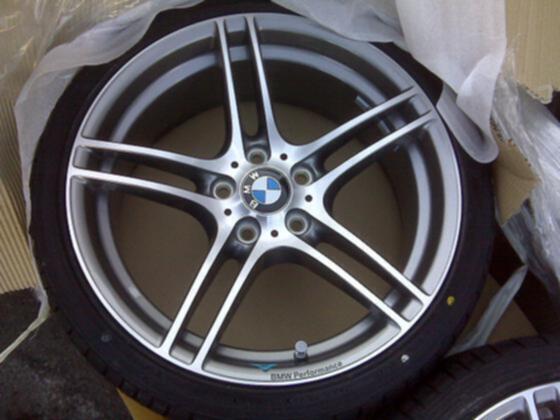 Nội Thất Da Alcantara M Style Stitches - Đèn Angel Eyes OSS Design mới cực sáng Nội Thất Da Alcantara M Style Stitches - Đèn Angel Eyes OSS Design mới cực sáng