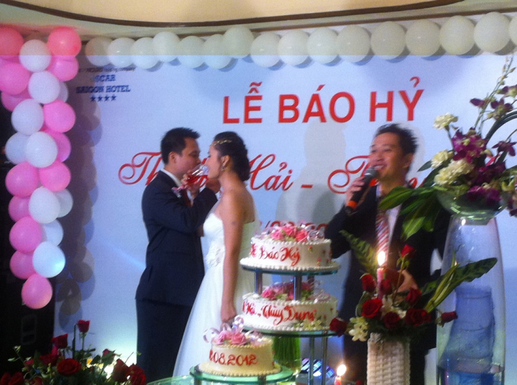 Rủ nhau đi đám cưới đồng đội! Rủ nhau đi đám cưới đồng đội!