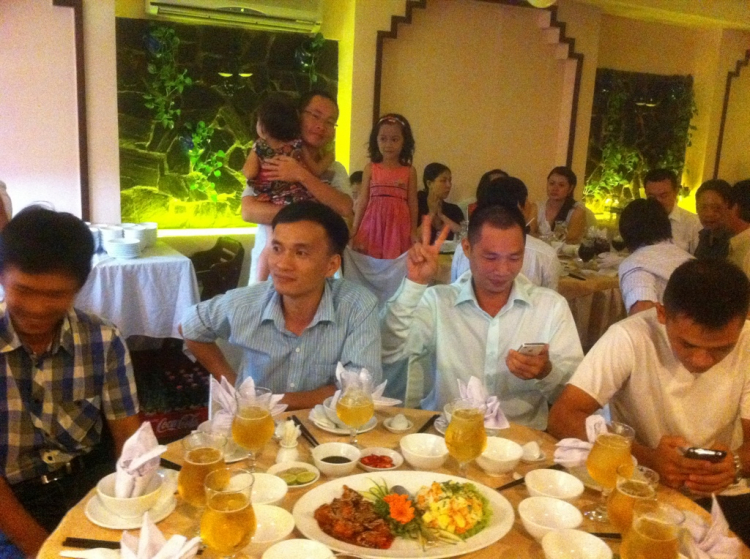 Rủ nhau đi đám cưới đồng đội! Rủ nhau đi đám cưới đồng đội!