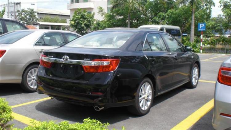 Hình ảnh chính thức TOYOTA CAMRY 2013 sẽ ra mắt vào 14/08/2012