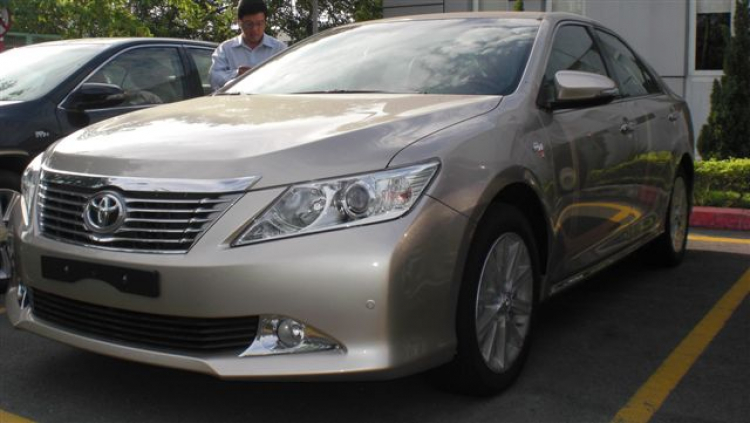 Hình ảnh chính thức TOYOTA CAMRY 2013 sẽ ra mắt vào 14/08/2012