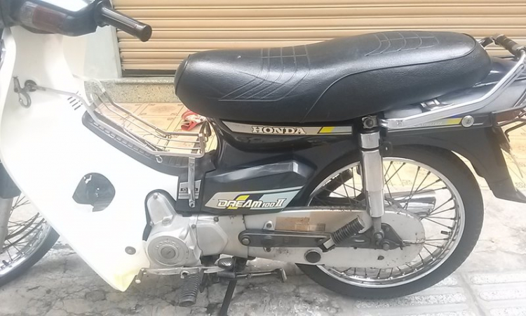 Honda Dream II đời 89 đi hao xăng Honda Dream II đời 89 đi hao xăng