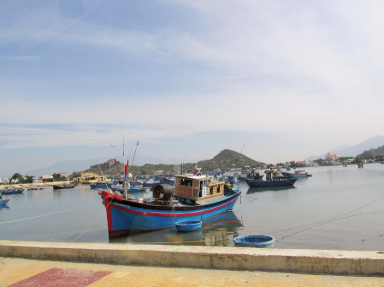 Chuyến du lịch hè 2014 biển và núi của nhà em. Chuyến du lịch hè 2014 biển và núi của nhà em.