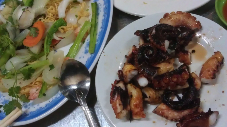 S.O.S - Cafe, off chai nhanh gọn không hẹn trước
