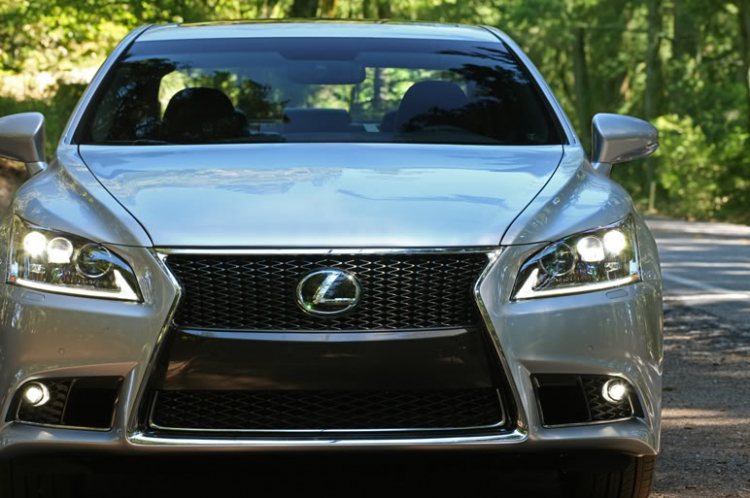 Lexus LS430, LS460/L, LS600h/L - Im Lặng Là Vàng Lexus LS430, LS460/L, LS600h/L - Im Lặng Là Vàng