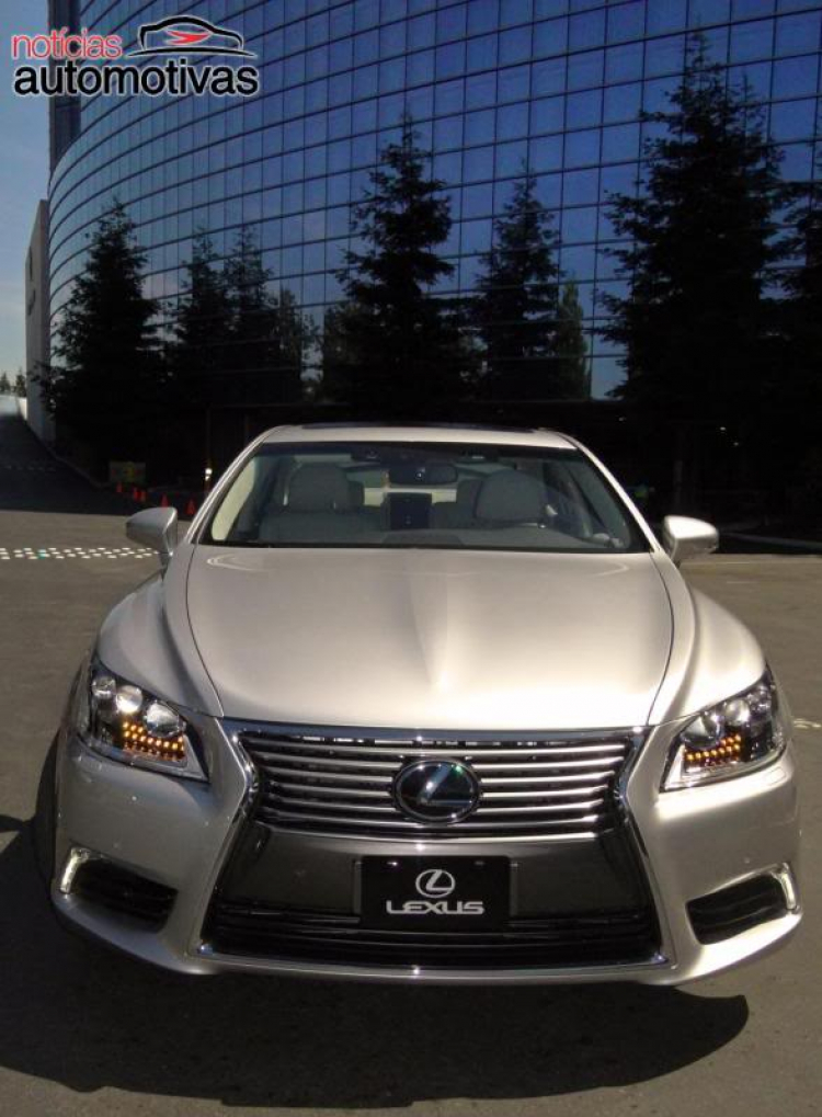 Lexus LS430, LS460/L,  LS600h/L - Im Lặng Là Vàng