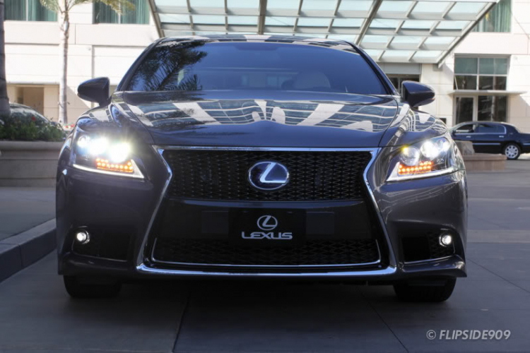 Lexus LS430, LS460/L,  LS600h/L - Im Lặng Là Vàng