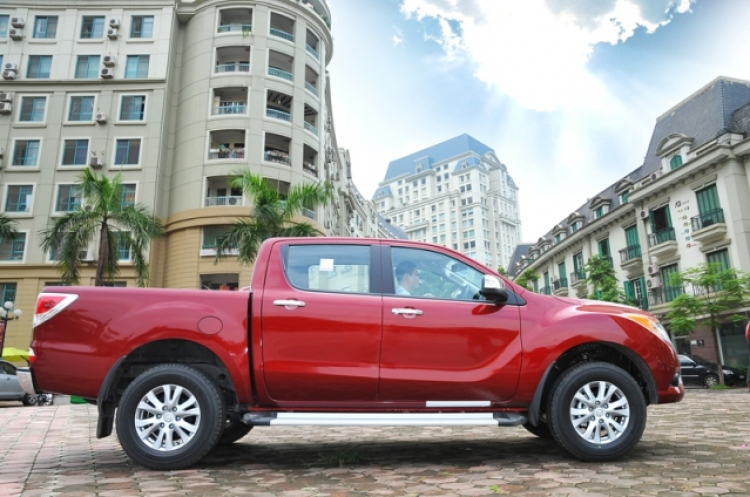 Một ngày test thử "trai đẹp" Mazda BT-50 tại Hà Nội