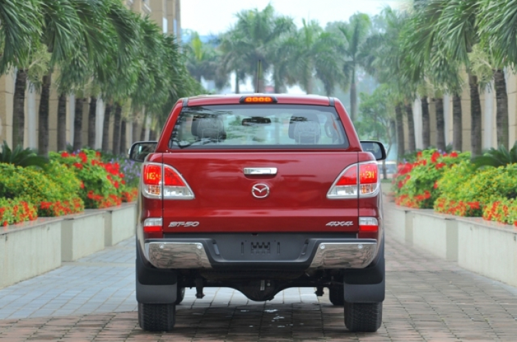 Một ngày test thử "trai đẹp" Mazda BT-50 tại Hà Nội