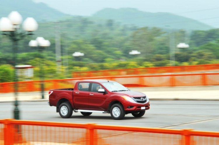 Một ngày test thử "trai đẹp" Mazda BT-50 tại Hà Nội