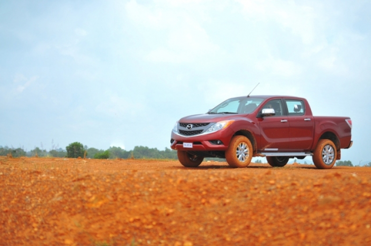 Một ngày test thử "trai đẹp" Mazda BT-50 tại Hà Nội