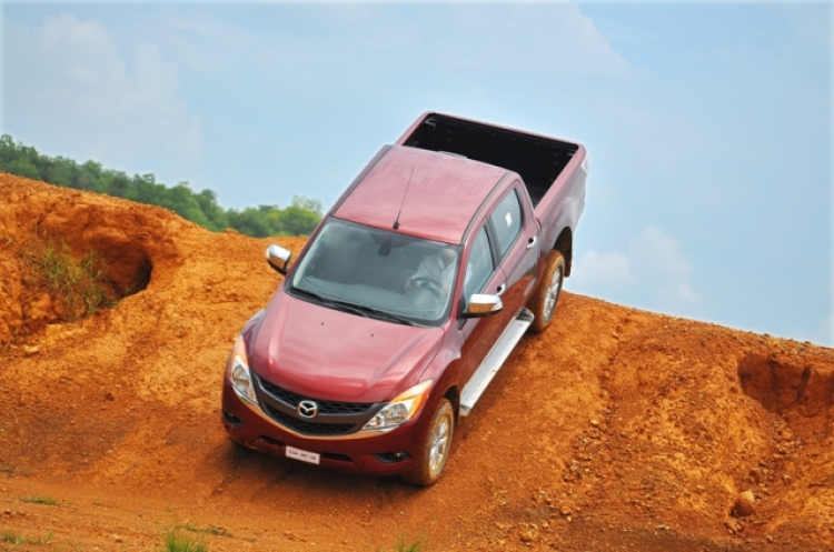 Một ngày test thử "trai đẹp" Mazda BT-50 tại Hà Nội