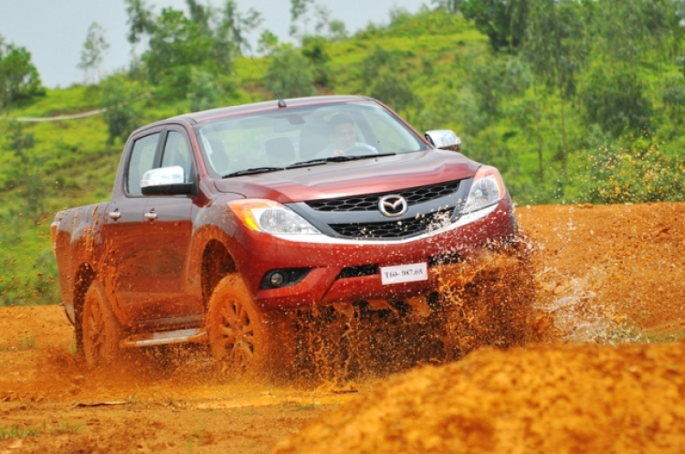 Một ngày test thử "trai đẹp" Mazda BT-50 tại Hà Nội