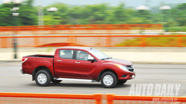 Cụ nào đi Mazda BT-50 2012 thì mời vào đây bình luận ạ :)