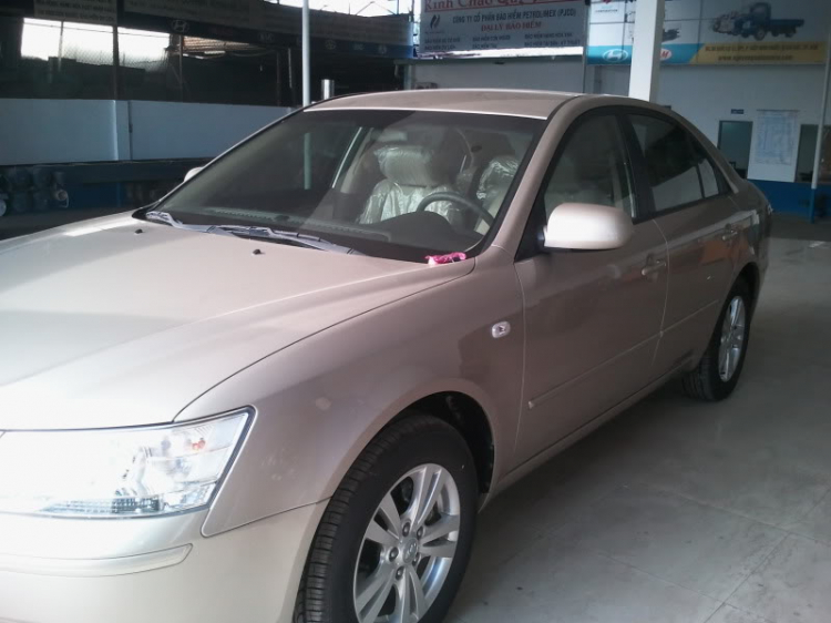 Bán HYUNDAI SONATA 2009 giá 590tr, màu đen mơí 100%