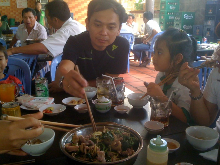 "Nhóm lữa" đây.....mọi người vào thổi lữa giúp em nhé.....he he he "Nhóm lữa" đây.....mọi người vào thổi lữa giúp em nhé.....he he he