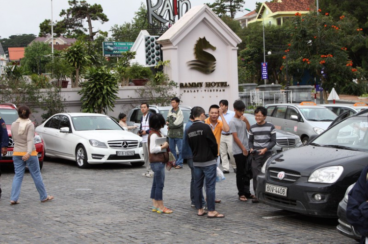 [MBFC] Ảnh chương trình từ thiện Thắp sáng tương lai