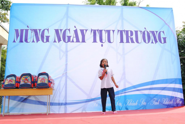 Hình ảnh chương trình " Đưa Em Vượt Suối băng rừng" tại khánh Sơn Hình ảnh chương trình " Đưa Em Vượt Suối băng rừng" tại khánh Sơn