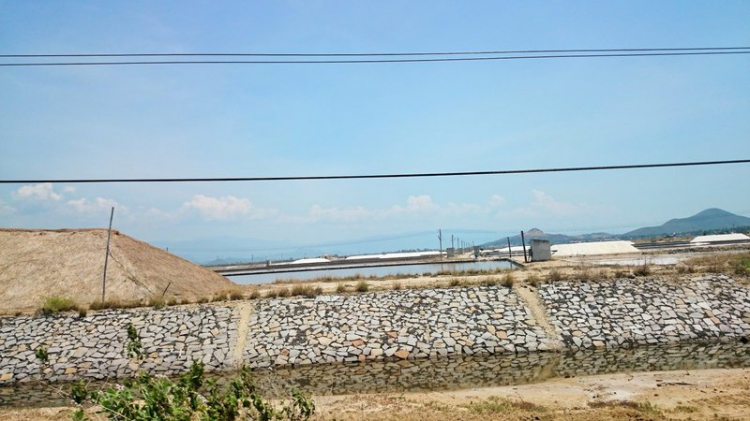 Chuyến du lịch hè 2014 biển và núi của nhà em. Chuyến du lịch hè 2014 biển và núi của nhà em.