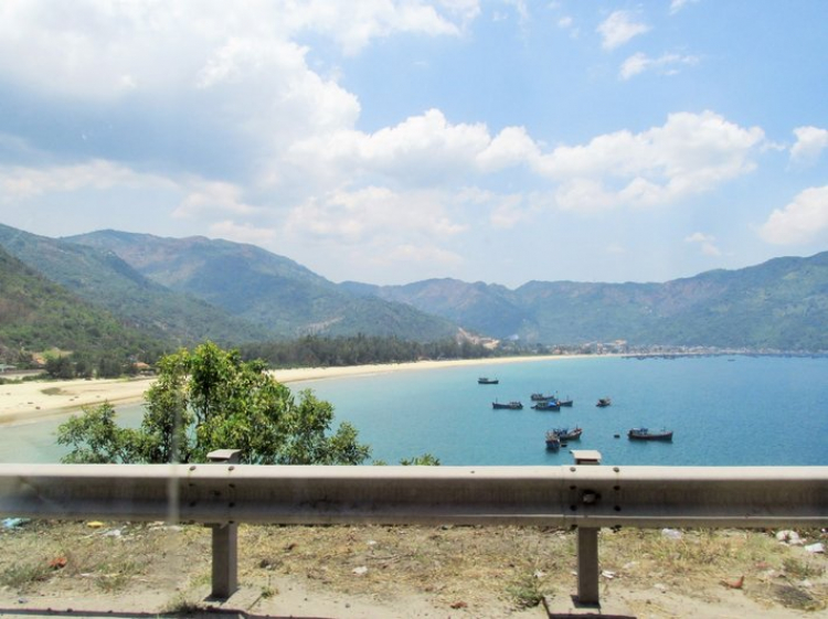 Chuyến du lịch hè 2014 biển và núi của nhà em. Chuyến du lịch hè 2014 biển và núi của nhà em.