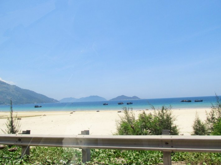 Chuyến du lịch hè 2014 biển và núi của nhà em. Chuyến du lịch hè 2014 biển và núi của nhà em.