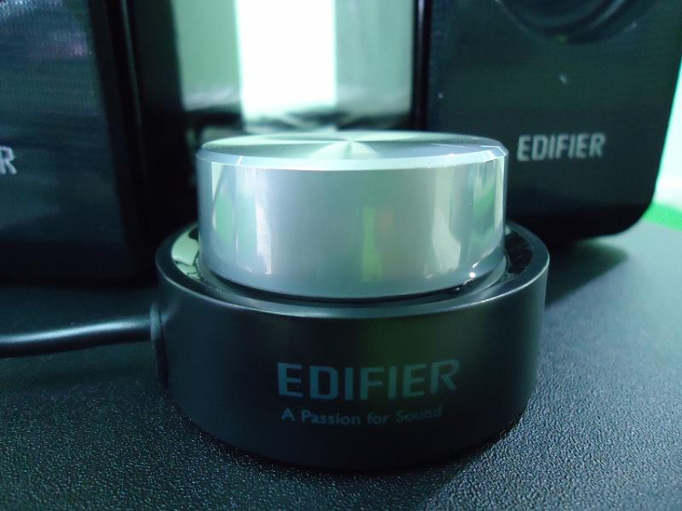 Review Edifier S330D - Dàn loa chất lượng tốt cho gia đình