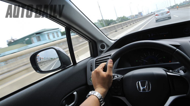 Một ngày cùng Honda Civic 2.0AT 2012! Mời các cụ vào góp ý thêm ạ! Một ngày cùng Honda Civic 2.0AT 2012! Mời các cụ vào góp ý thêm ạ!