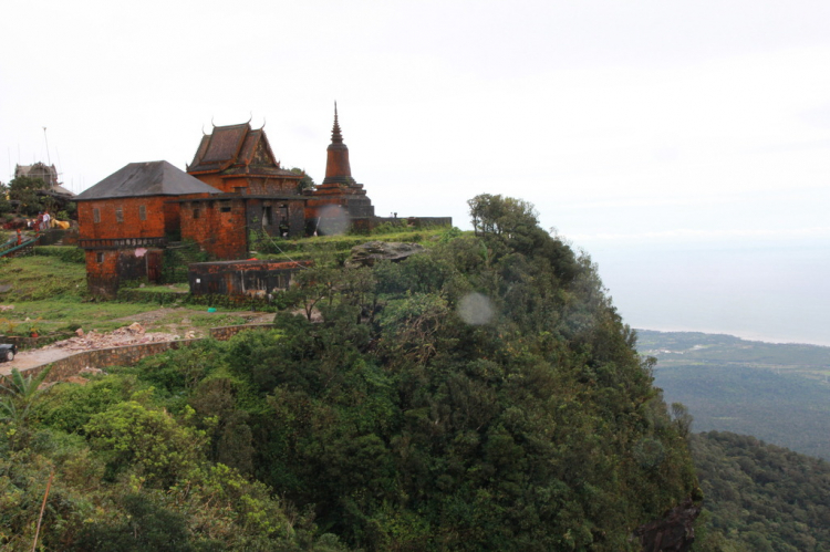 [Cambodia] Ảnh hành trình Caravan "tận hưởng ngày hè tại Sihanoukville & cao nguyên Bokor"