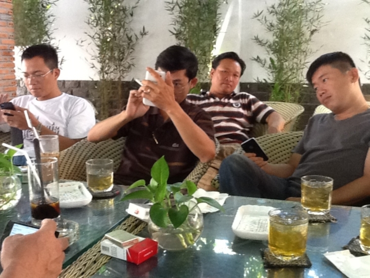 S.O.S - Cafe, off chai nhanh gọn không hẹn trước