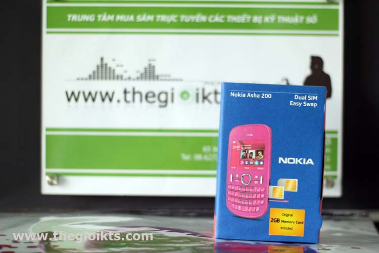 [Đánh giá] Nokia Asha 200 - Mẫu điện thoại 2 sim giá rẻ của Nokia