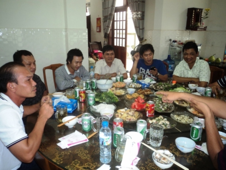 Xóm hẻm Lan Anh Xóm hẻm Lan Anh