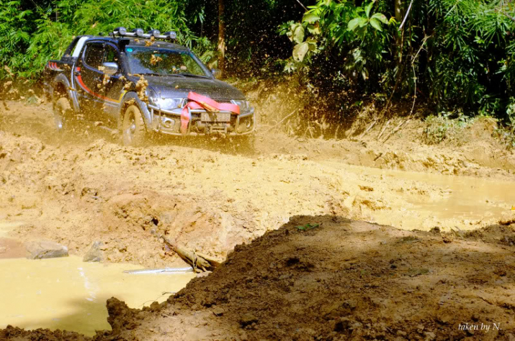 Ảnh hành trình tiền trạm cùng hội Xe Địa Hình Sài Gòn cho giải off-road "khủng" SAT 2012