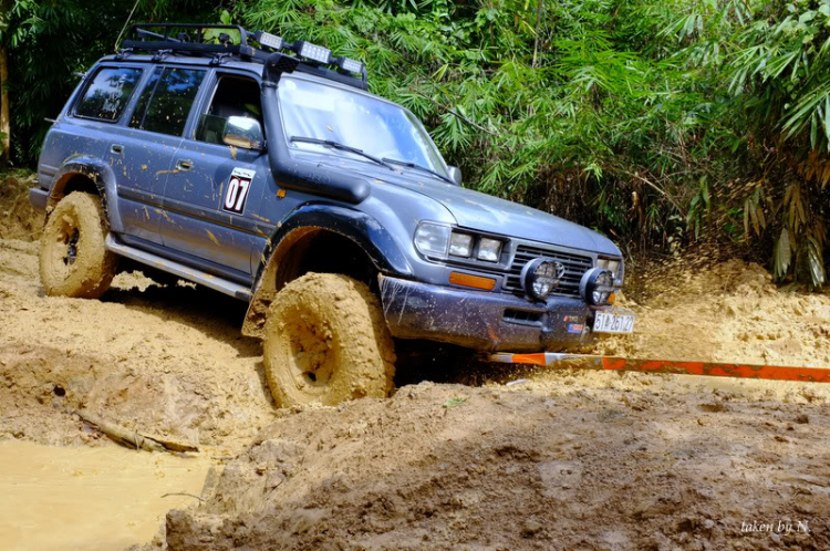 Ảnh hành trình tiền trạm cùng hội Xe Địa Hình Sài Gòn cho giải off-road "khủng" SAT 2012