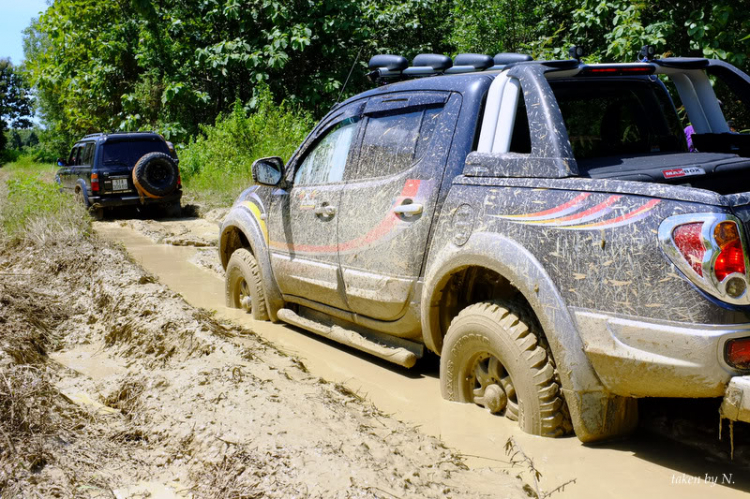 Ảnh hành trình tiền trạm cùng hội Xe Địa Hình Sài Gòn cho giải off-road "khủng" SAT 2012