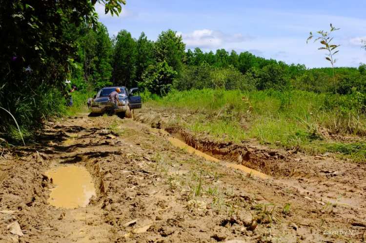 Ảnh hành trình tiền trạm cùng hội Xe Địa Hình Sài Gòn cho giải off-road "khủng" SAT 2012