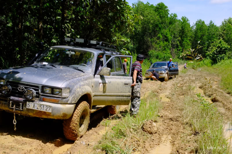 Ảnh hành trình tiền trạm cùng hội Xe Địa Hình Sài Gòn cho giải off-road "khủng" SAT 2012