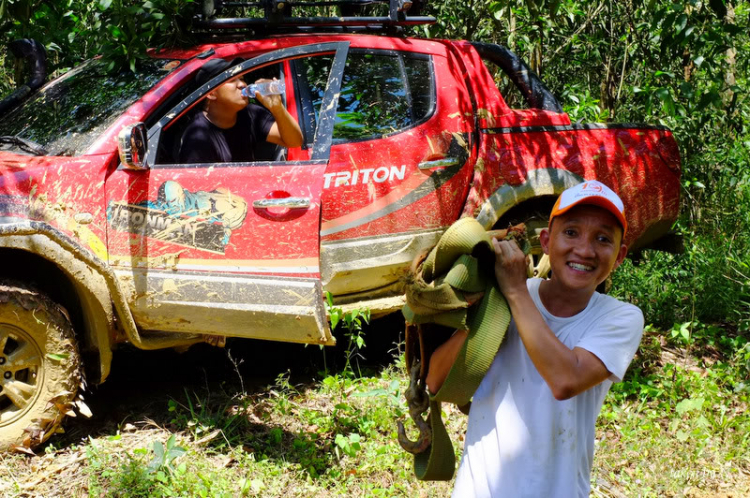 Ảnh hành trình tiền trạm cùng hội Xe Địa Hình Sài Gòn cho giải off-road "khủng" SAT 2012